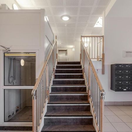Roomspace Serviced Apartments - Capitol Square Epsom Exterior photo